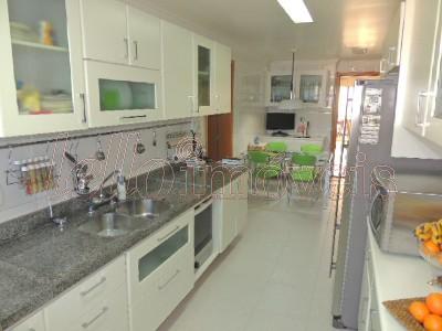 Apartamento à venda com 3 quartos, 180m² - Foto 27