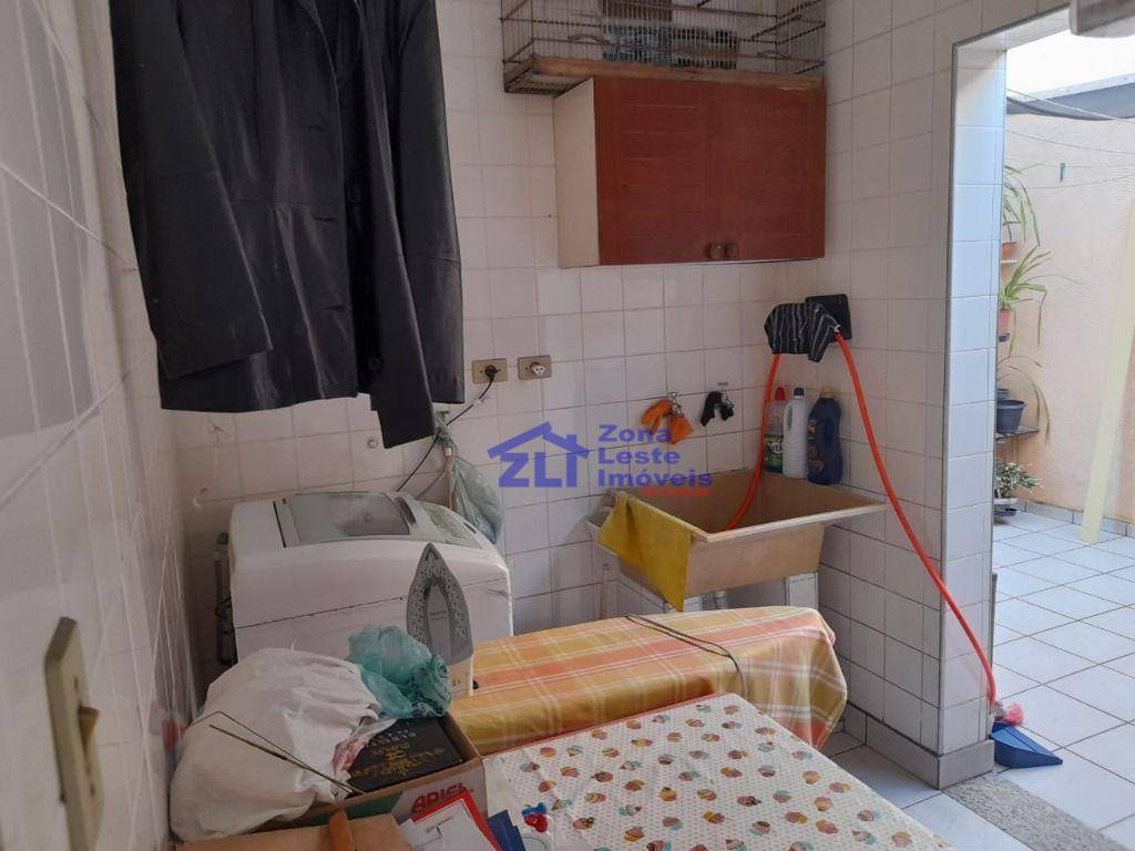 Sobrado à venda com 3 quartos, 220m² - Foto 12