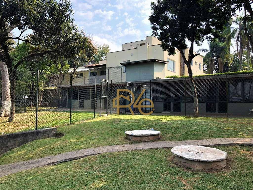 Casa de Condomínio à venda com 4 quartos, 800m² - Foto 3