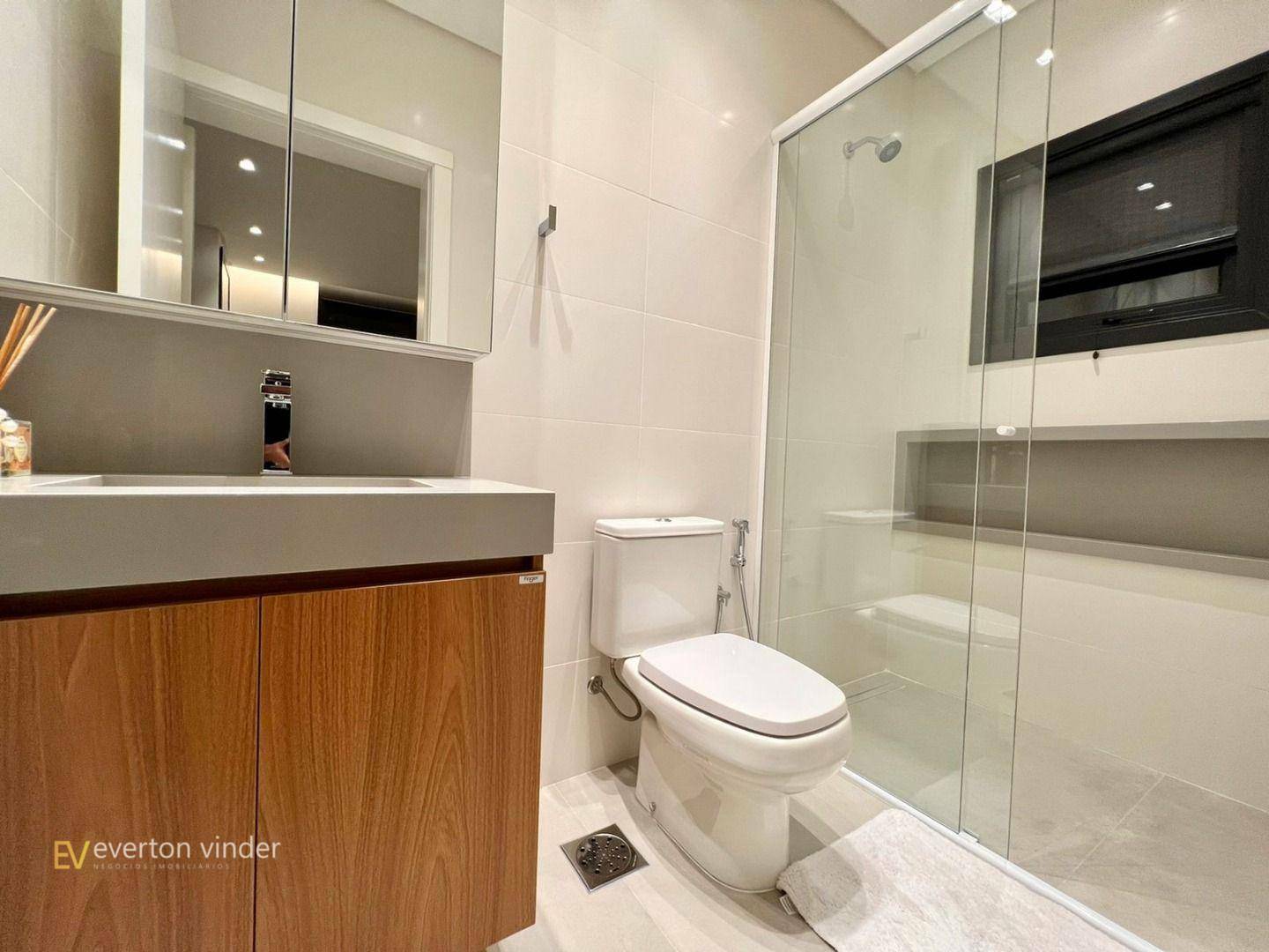 Sobrado à venda com 5 quartos, 386m² - Foto 44