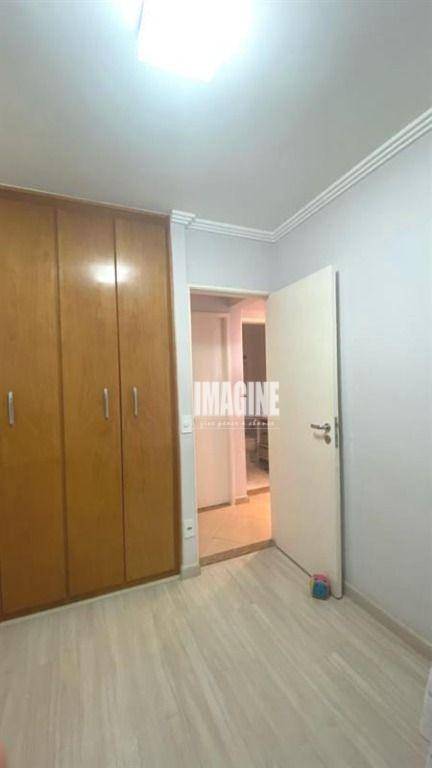 Apartamento à venda com 3 quartos, 62m² - Foto 12