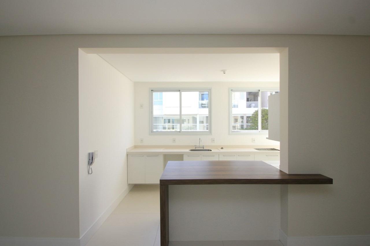 Apartamento para alugar com 3 quartos, 139m² - Foto 9