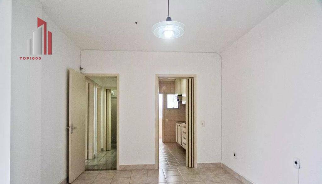 Apartamento à venda com 2 quartos, 60m² - Foto 7