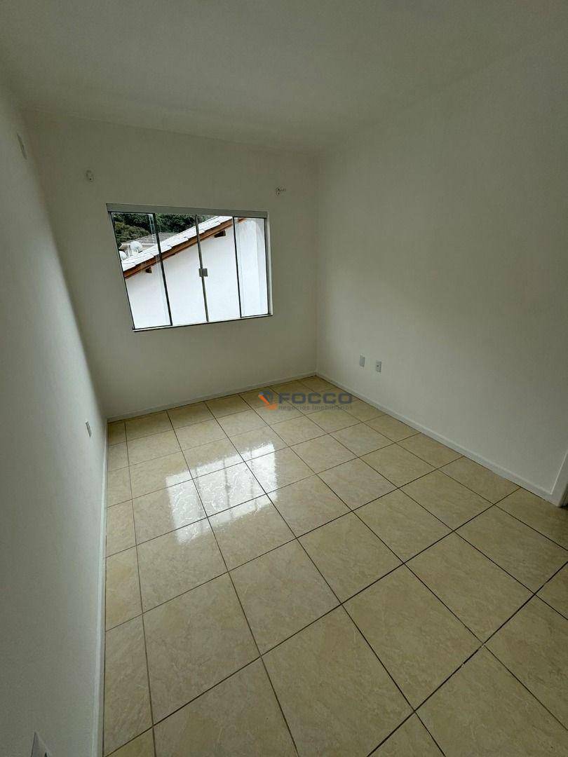 Apartamento à venda com 2 quartos, 65m² - Foto 13