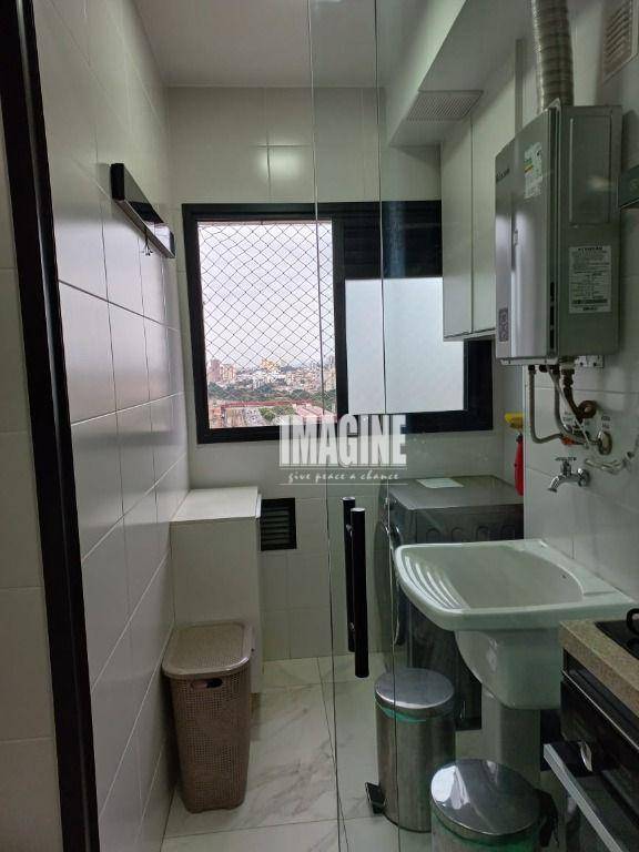 Apartamento à venda com 2 quartos, 62m² - Foto 14