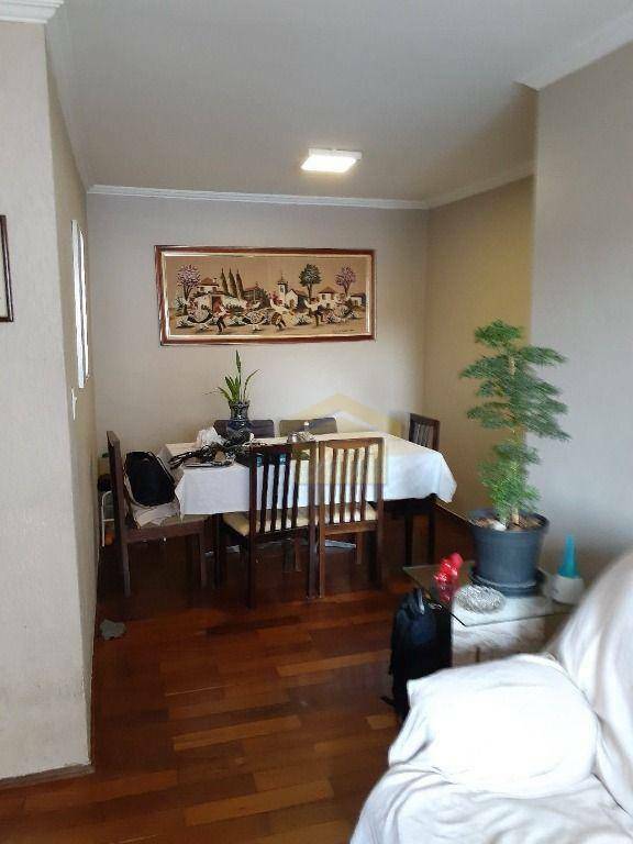 Apartamento à venda com 2 quartos, 70m² - Foto 7