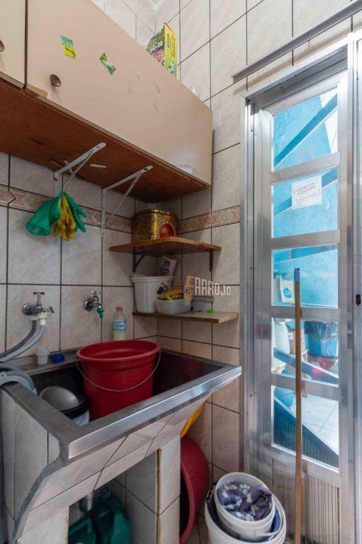 Sobrado à venda com 3 quartos, 198m² - Foto 38