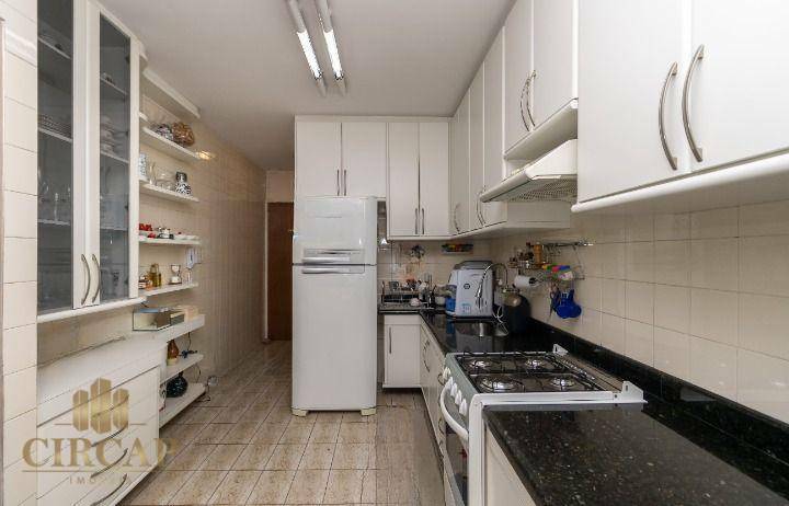 Apartamento à venda com 3 quartos, 113m² - Foto 18