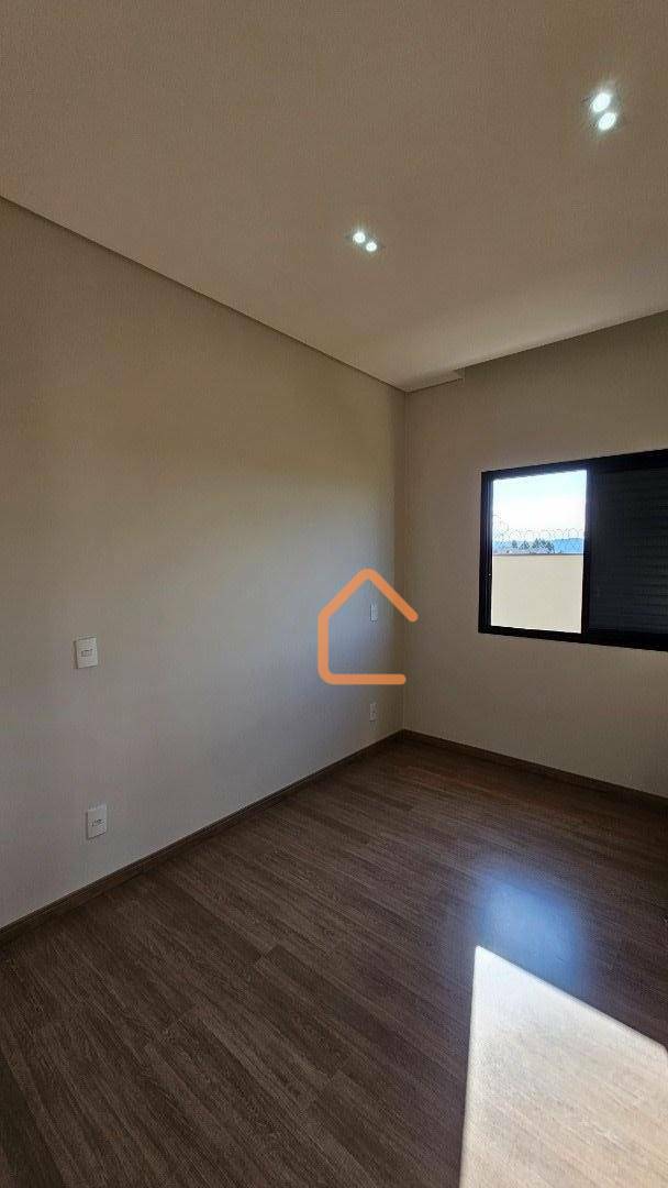 Casa à venda com 3 quartos, 211m² - Foto 23