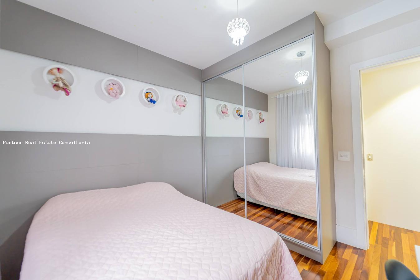 Apartamento à venda com 4 quartos, 195m² - Foto 31