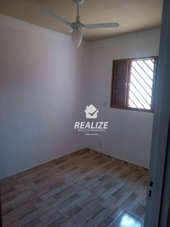 Casa à venda com 2 quartos, 170m² - Foto 20