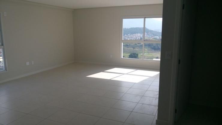 Apartamento à venda com 3 quartos, 86m² - Foto 3