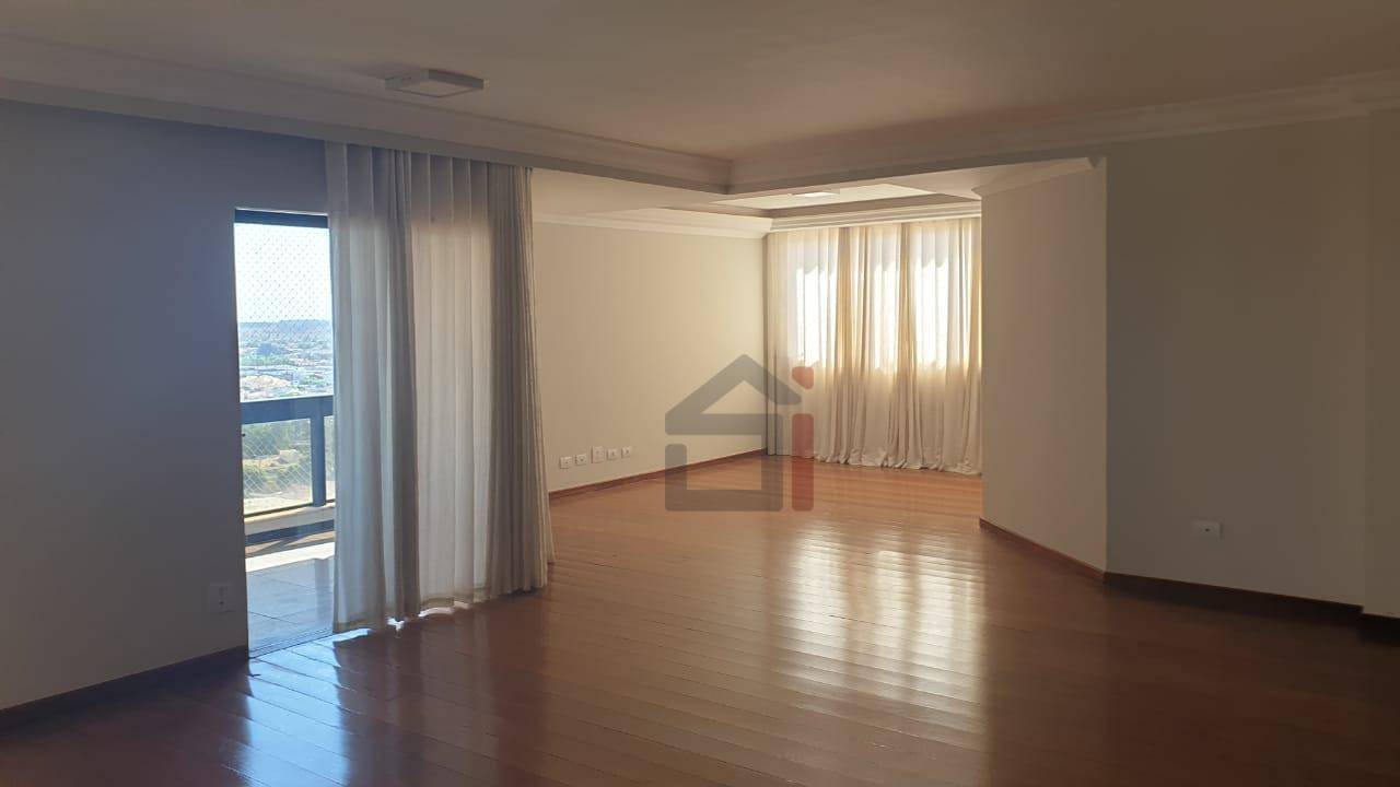 Apartamento à venda com 3 quartos - Foto 1