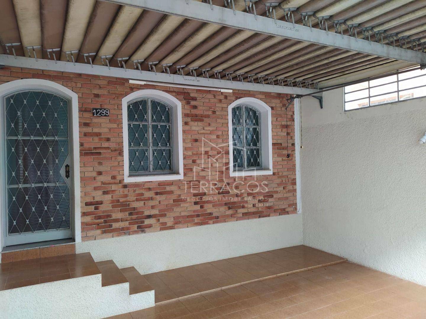 Casa à venda com 3 quartos, 143m² - Foto 2
