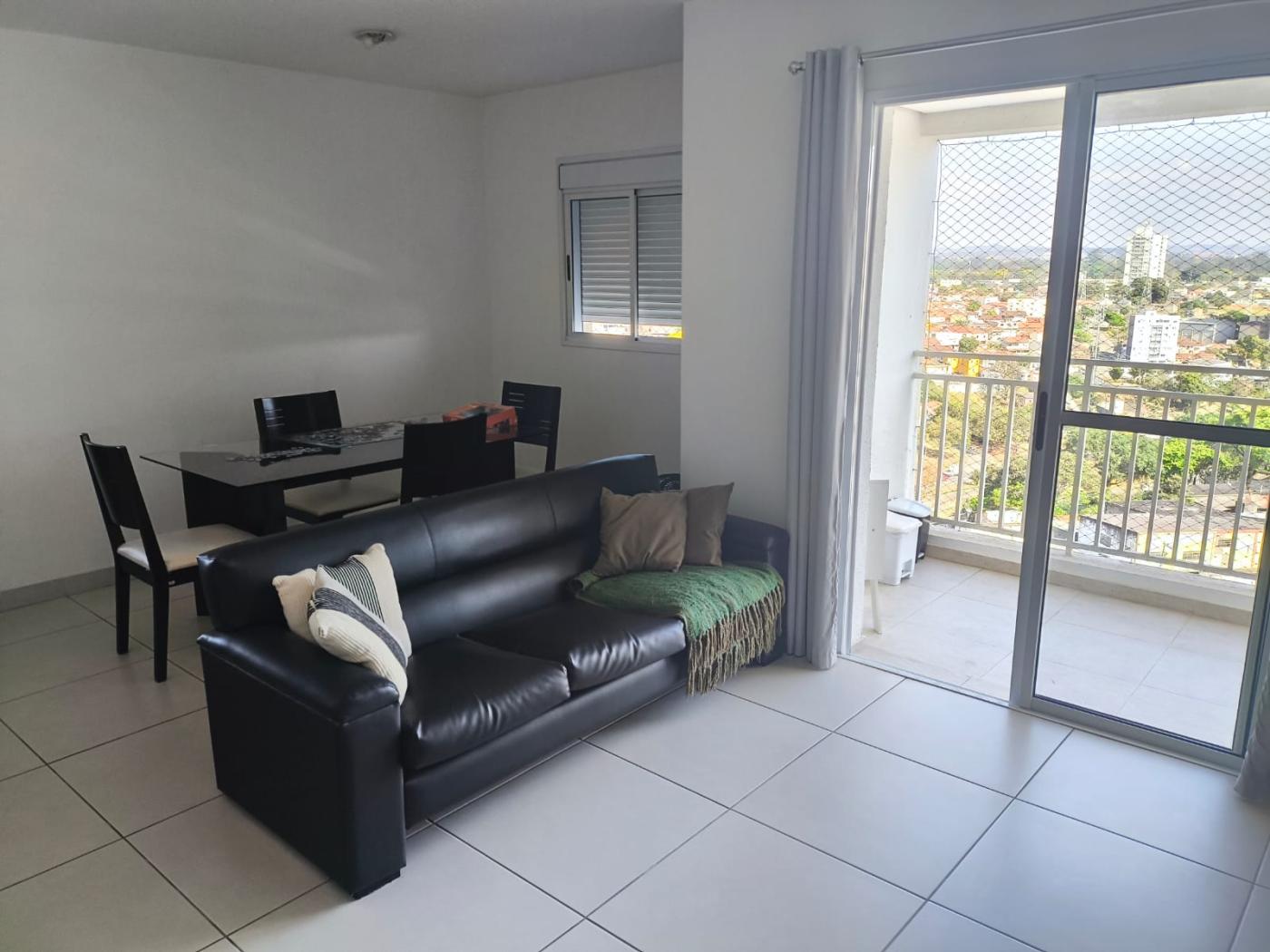 Apartamento à venda com 2 quartos, 70m² - Foto 11