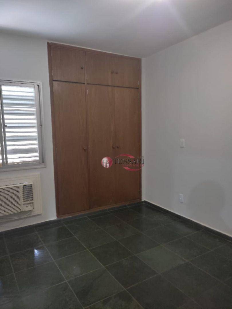 Apartamento para alugar com 2 quartos, 100m² - Foto 4