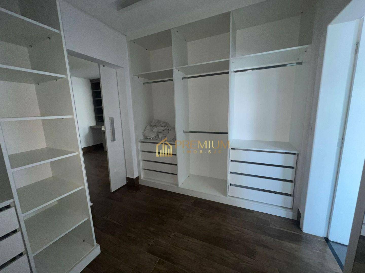 Sobrado à venda com 4 quartos, 333m² - Foto 11