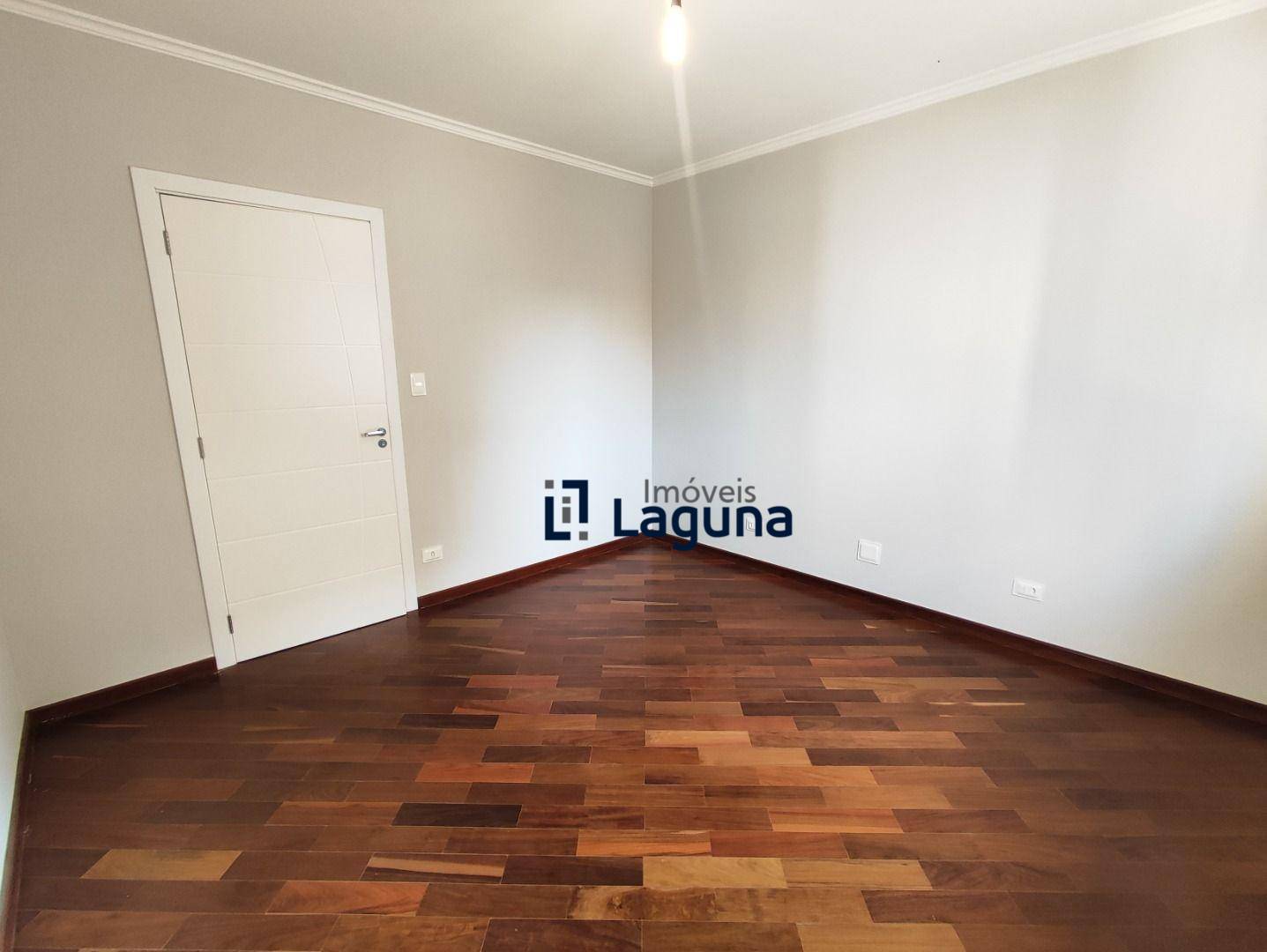 Apartamento à venda e aluguel com 3 quartos, 160m² - Foto 12