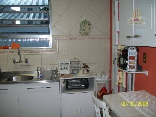 Apartamento à venda com 2 quartos, 66m² - Foto 4