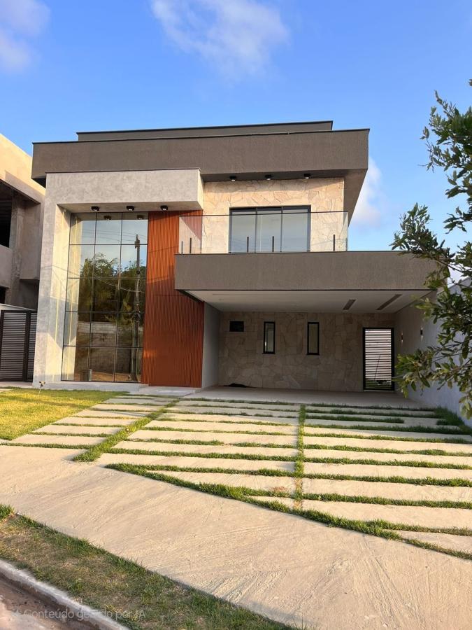 Casa de Condomínio à venda com 4 quartos, 330m² - Foto 1