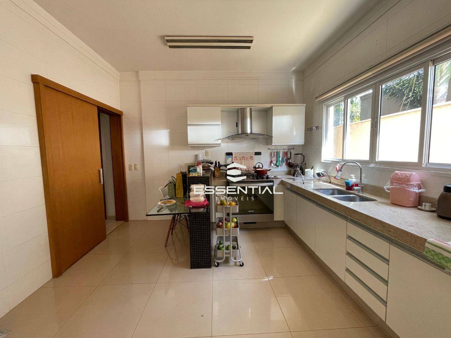 Sobrado à venda e aluguel com 4 quartos, 350m² - Foto 51