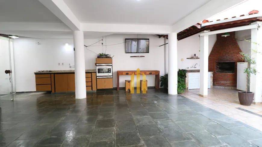 Sobrado à venda com 4 quartos, 294m² - Foto 14