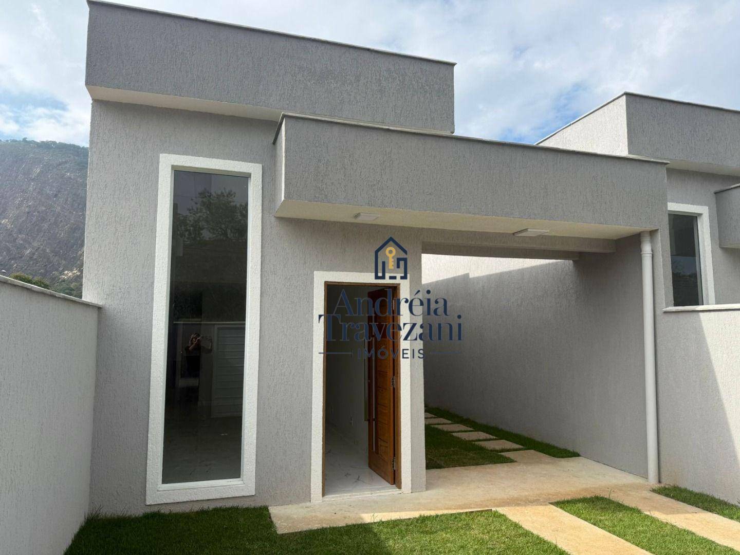 Casa à venda com 2 quartos, 103m² - Foto 1