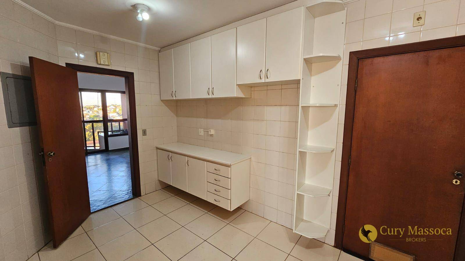 Apartamento para alugar com 3 quartos, 96m² - Foto 3