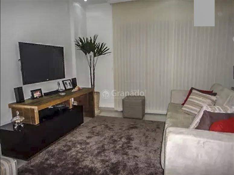 Apartamento à venda com 3 quartos, 115m² - Foto 1