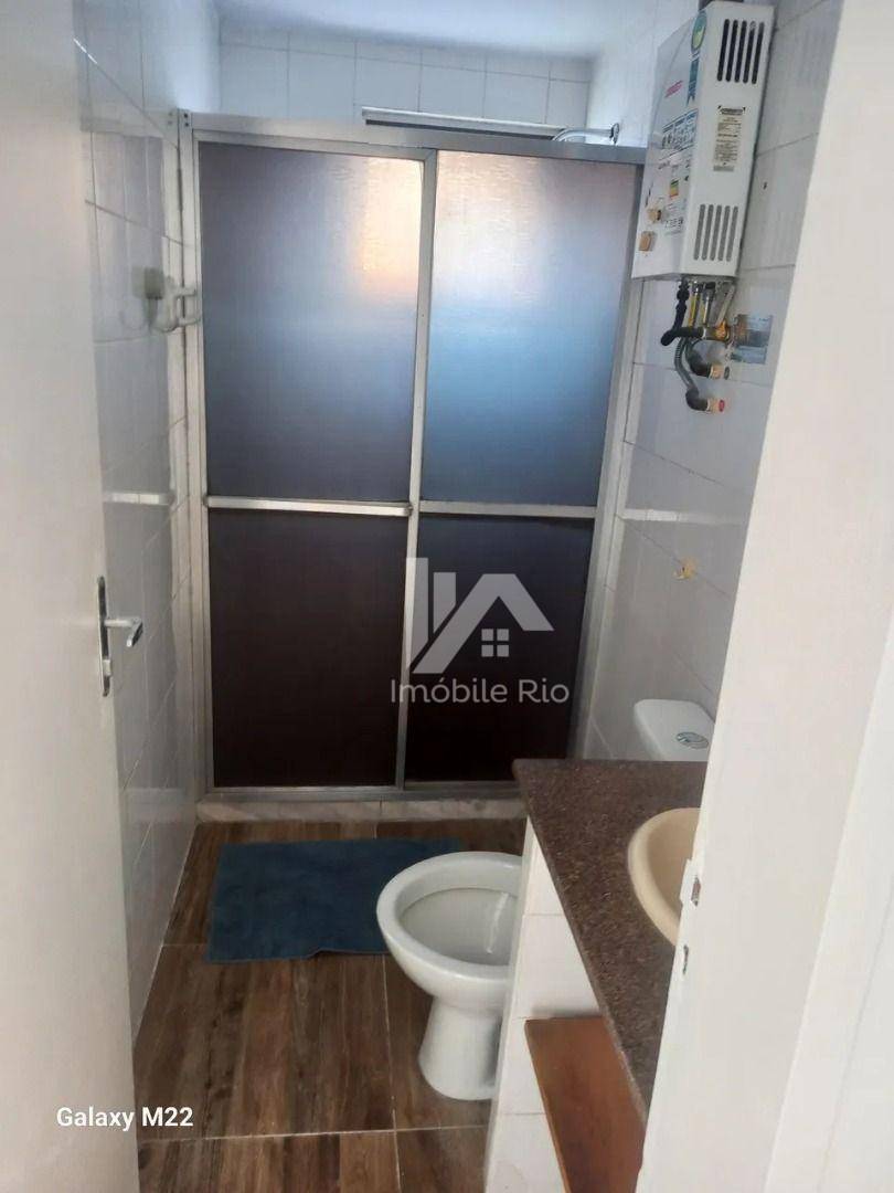 Apartamento à venda com 2 quartos, 70m² - Foto 12