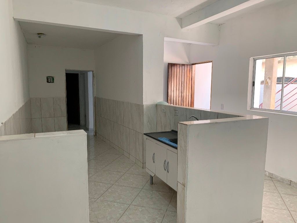 Casa para alugar com 2 quartos, 115m² - Foto 3