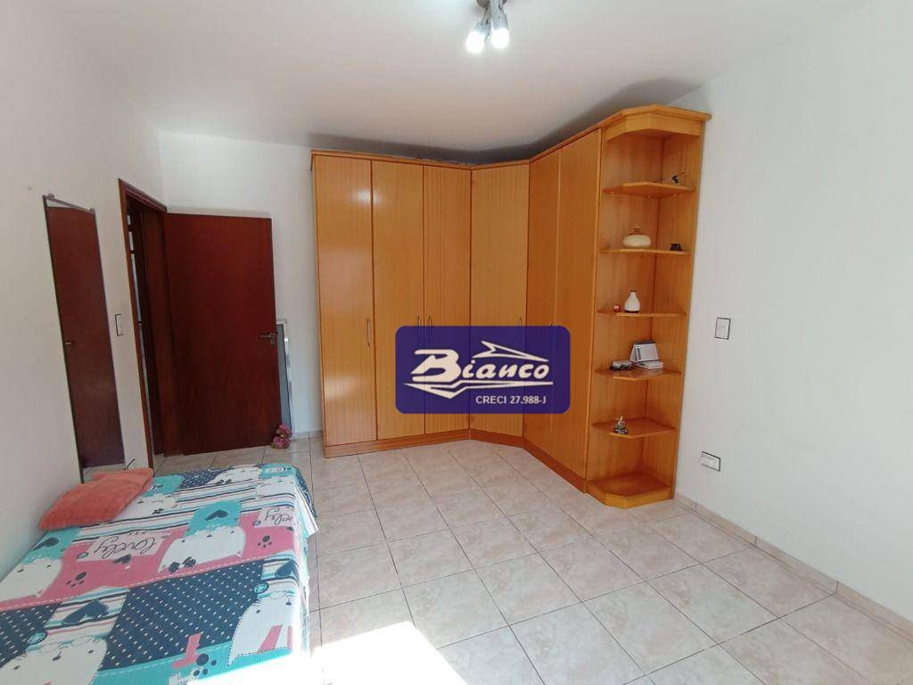 Casa à venda com 3 quartos, 261m² - Foto 36