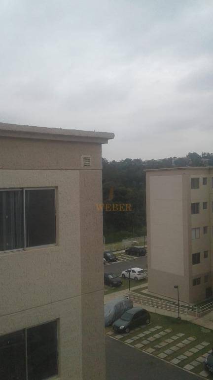 Apartamento à venda com 2 quartos, 60m² - Foto 2