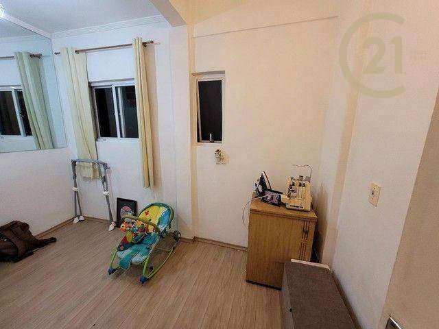 Apartamento à venda com 2 quartos, 70m² - Foto 9