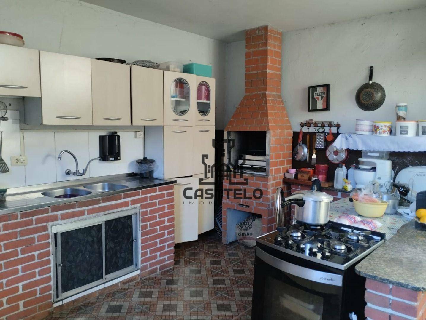 Casa à venda com 4 quartos, 150m² - Foto 17