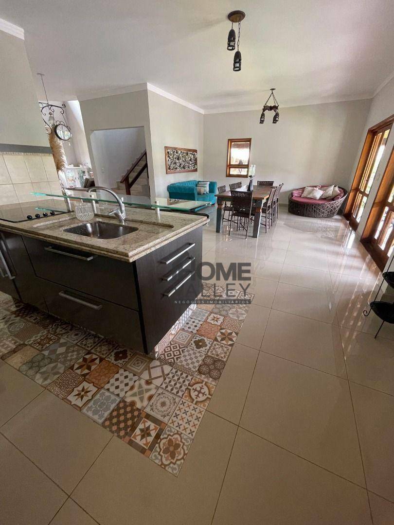 Casa de Condomínio à venda com 3 quartos, 360m² - Foto 20