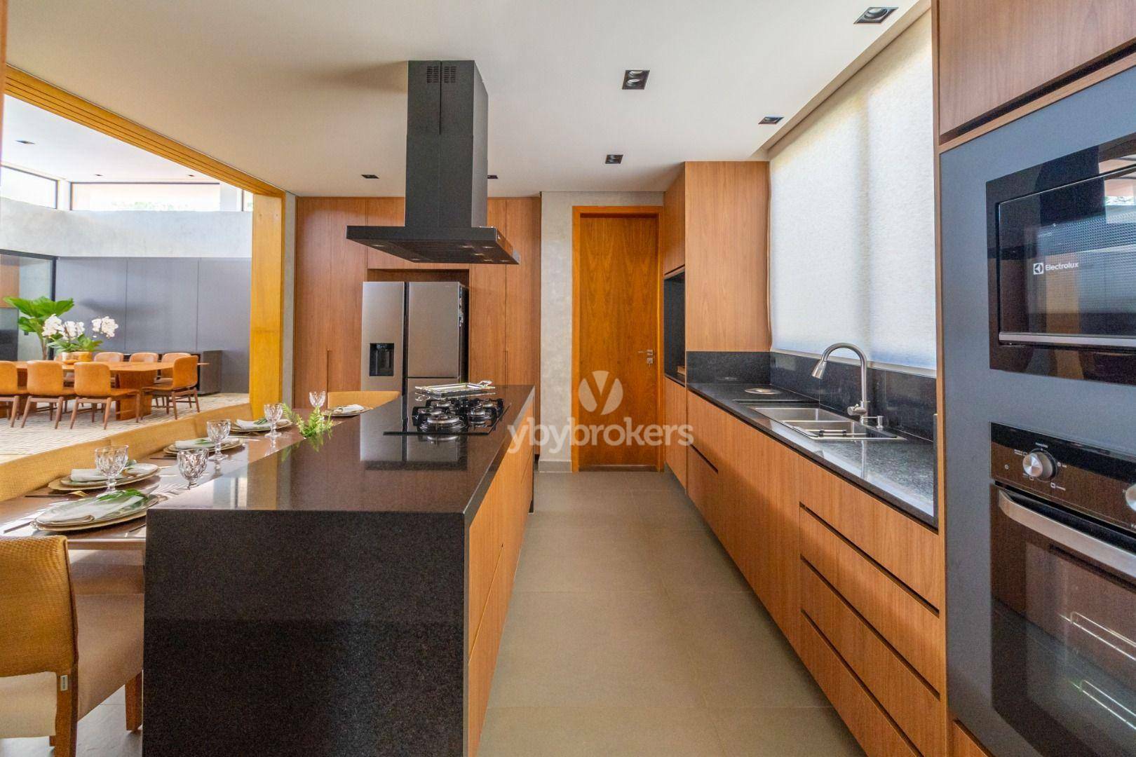 Casa de Condomínio à venda com 5 quartos, 557m² - Foto 7