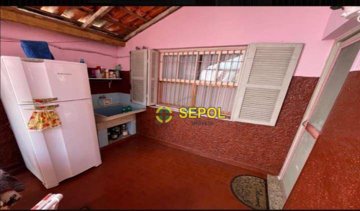 Casa à venda com 2 quartos, 200m² - Foto 9