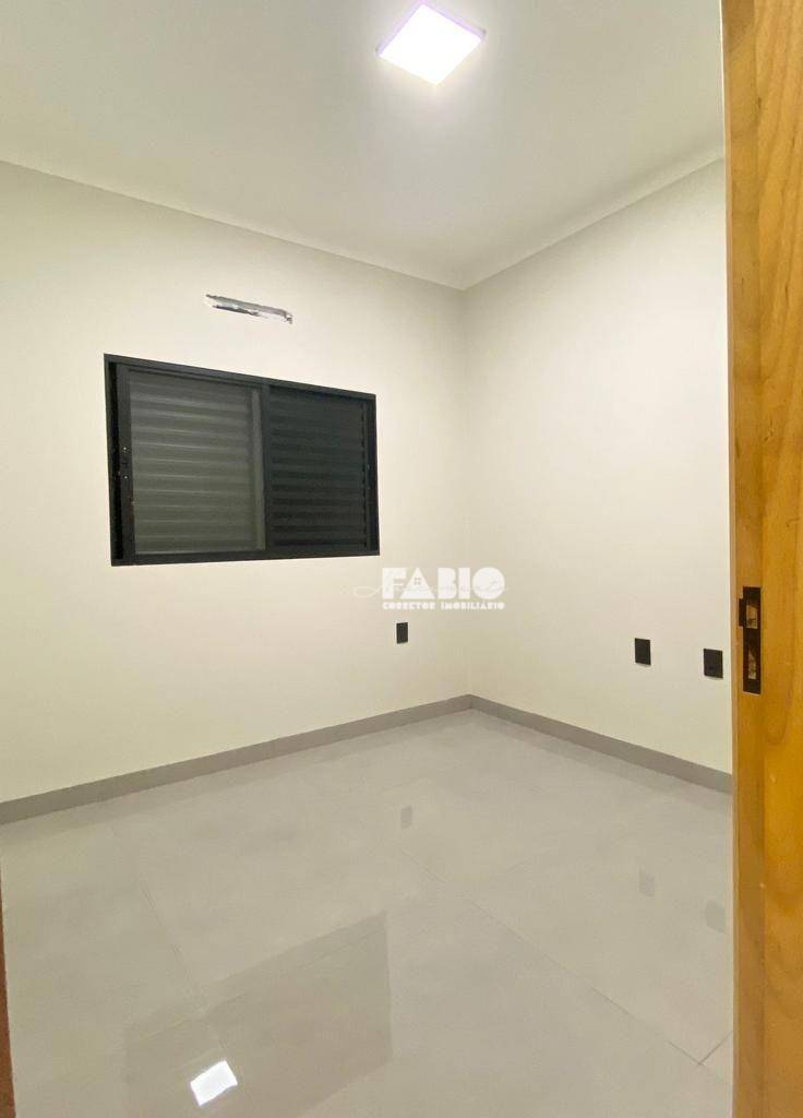 Casa à venda com 3 quartos, 121m² - Foto 6