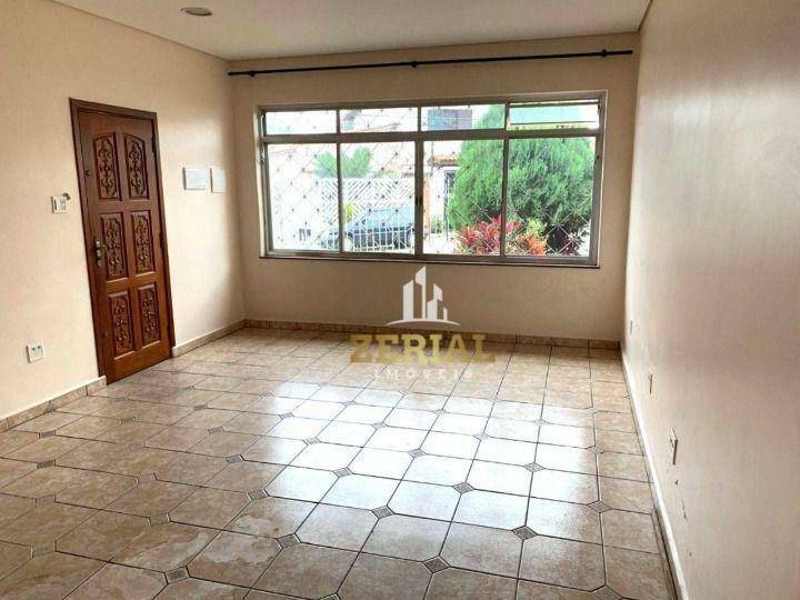 Casa à venda com 3 quartos, 185m² - Foto 1