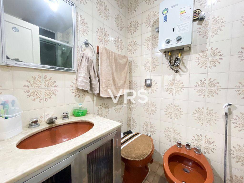 Apartamento à venda com 2 quartos, 72m² - Foto 11