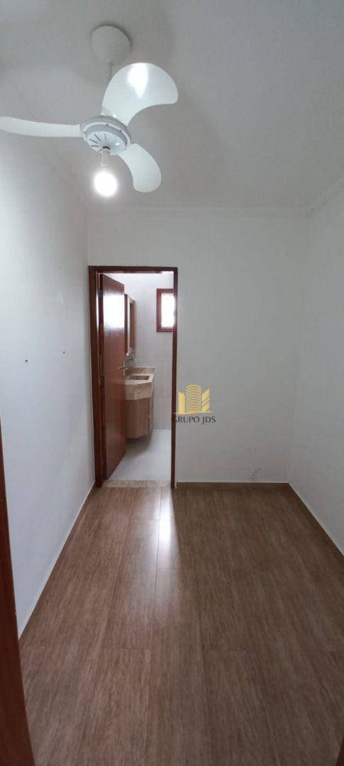 Sobrado à venda com 3 quartos, 200m² - Foto 12