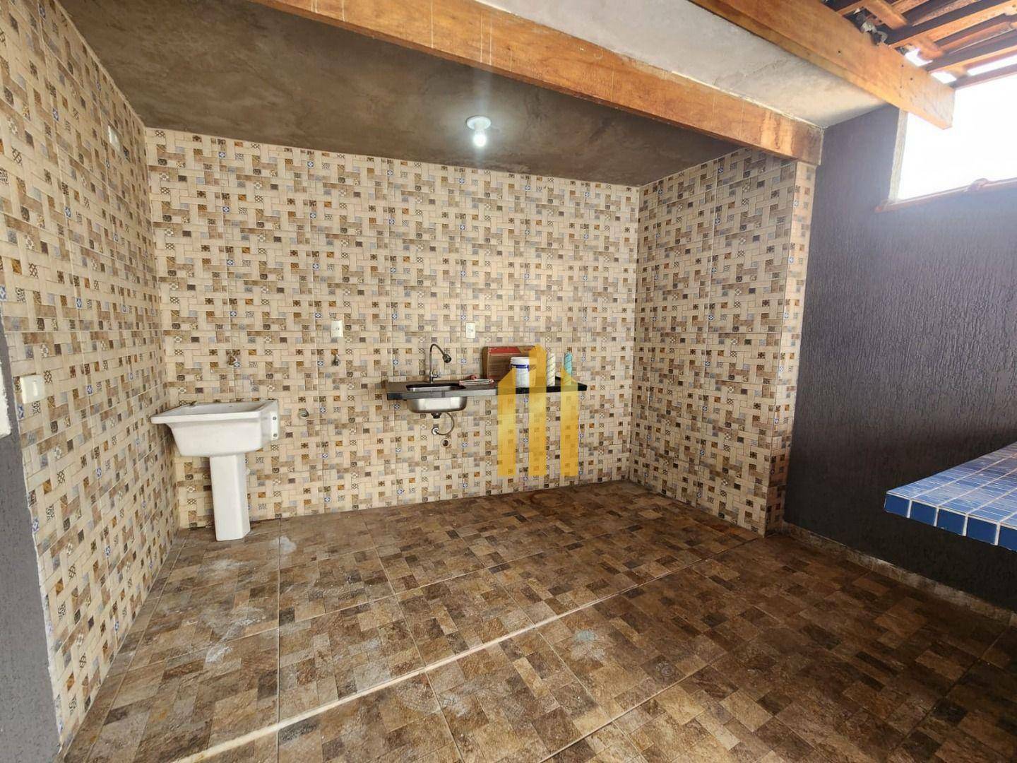 Sobrado para alugar com 2 quartos, 150m² - Foto 11