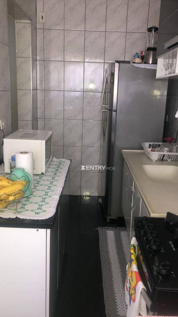 Apartamento à venda com 2 quartos, 46m² - Foto 4