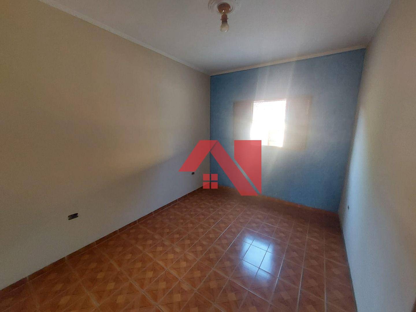 Casa à venda com 2 quartos, 60m² - Foto 3