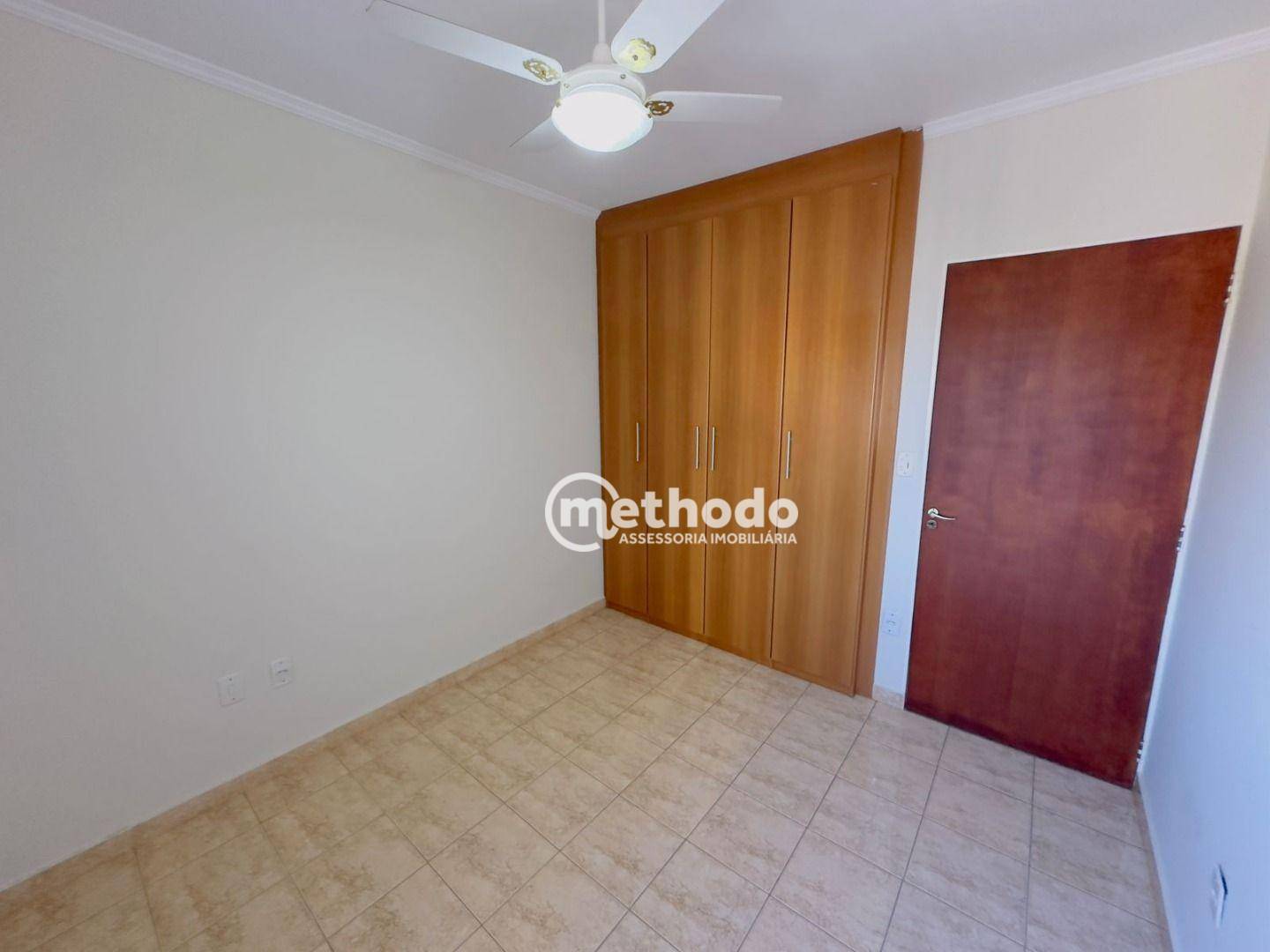 Apartamento à venda com 2 quartos, 70m² - Foto 15