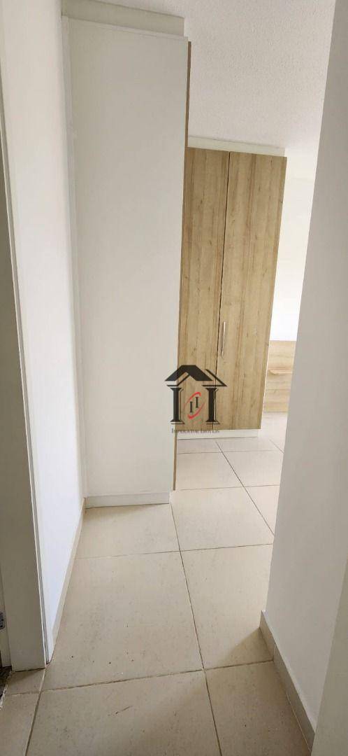 Apartamento para alugar com 2 quartos, 66m² - Foto 19