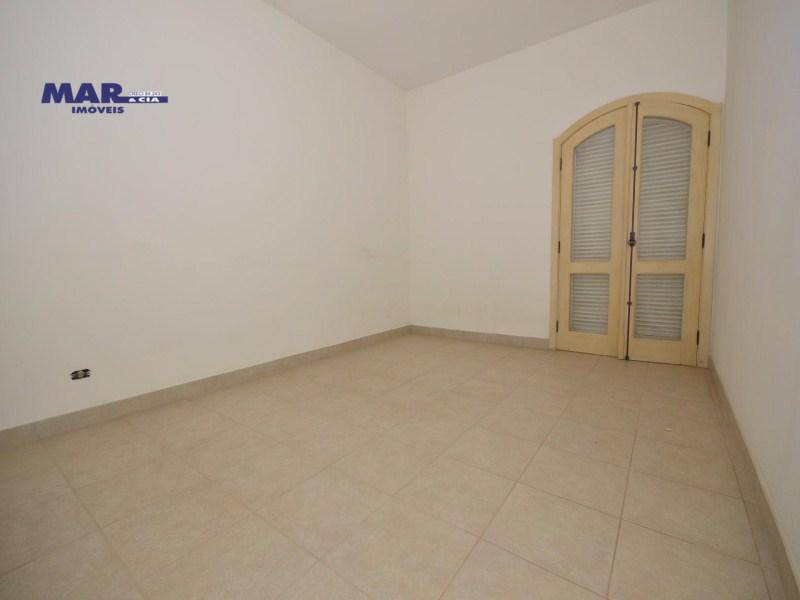 Casa à venda com 13 quartos, 1500m² - Foto 22