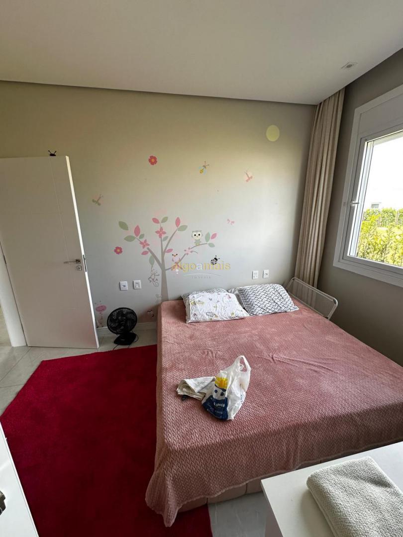 Casa de Condomínio à venda com 4 quartos, 243m² - Foto 11