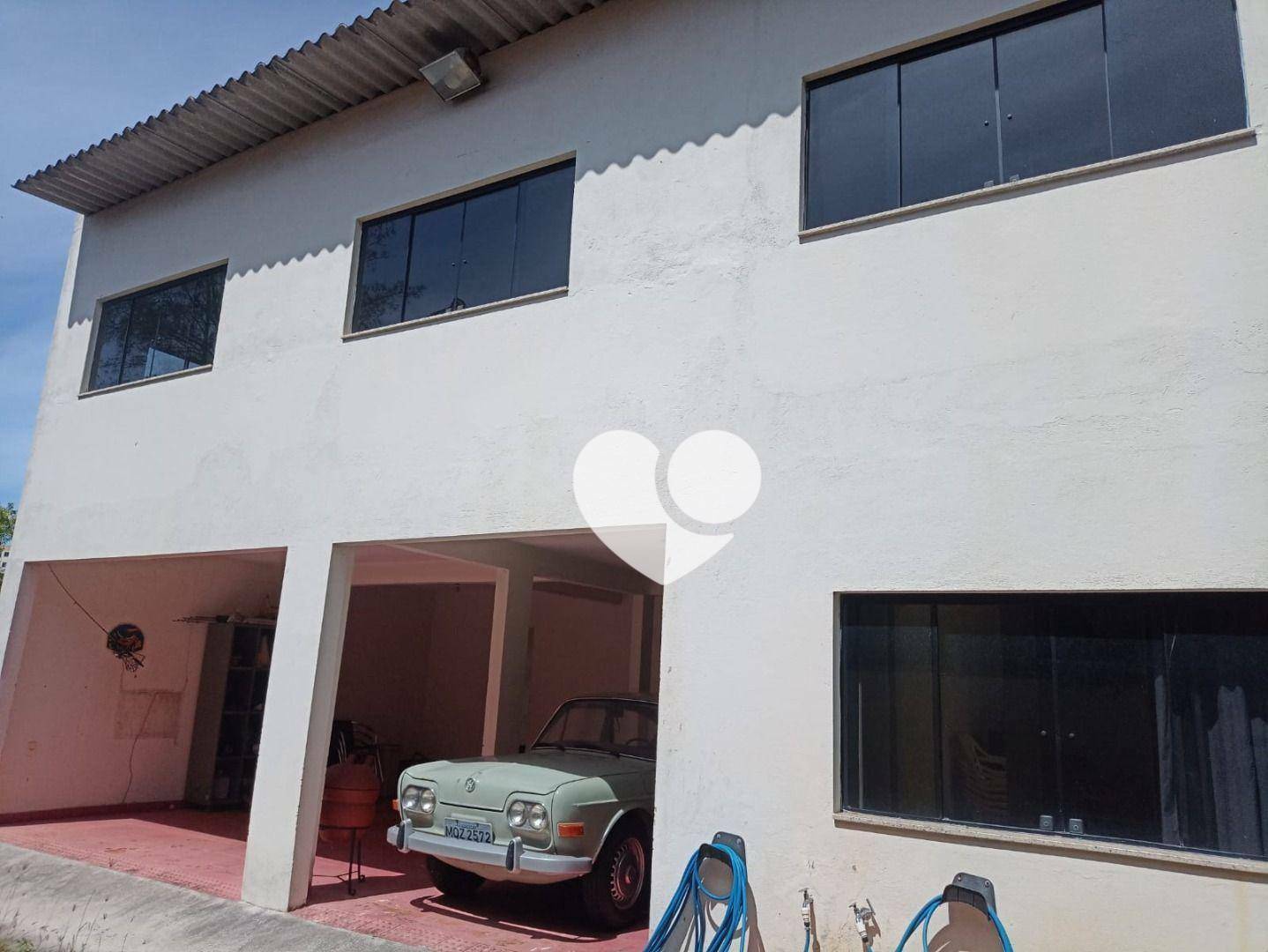 Casa à venda com 3 quartos, 200m² - Foto 15